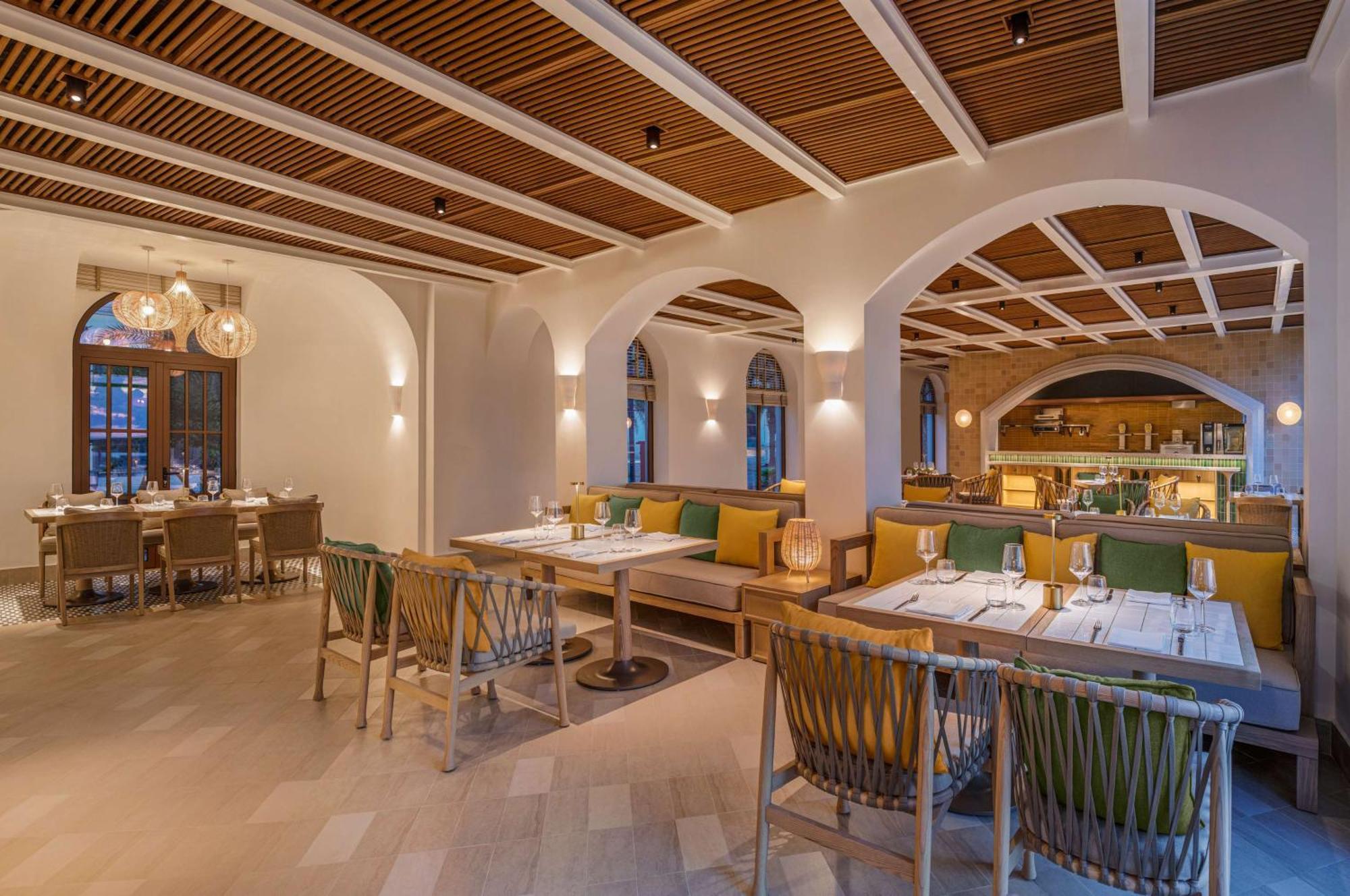 מלון La Festa Phu Quoc, Curio Collection By Hilton מראה חיצוני תמונה